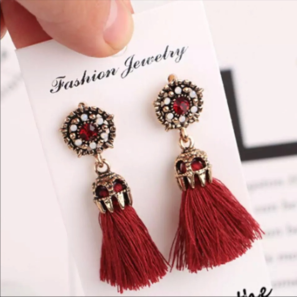 🟡CLEARANCE🟡FASHION TASSEL EARRINGS NIP - Picture 5 of 6